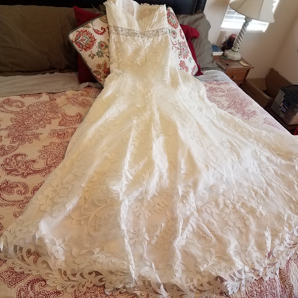 Tony Bowls Bridal MON CHERI - Wedding Dress - Picture 4 of 7